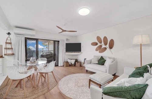 South Mission House | Kamboola 5 Beach Breeze