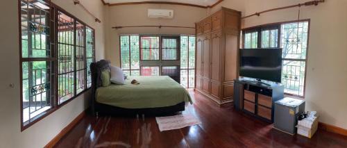 Ban Pong House | Keith Ratchaburi
