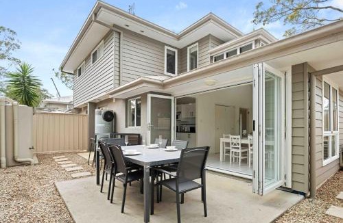 Huskisson House | Keppel Retreat Huskisson by Experience Jervis Bay