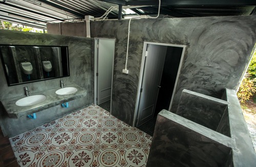 Klaeng Hotel | Khao Hin Tang Resort