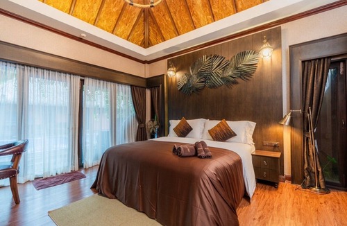 Damnoen Saduak Hotel | Khum Damnoen Resort