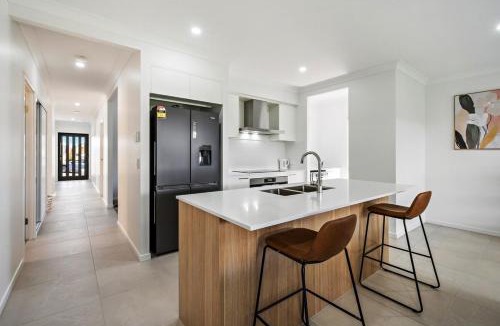 Morayfield House | Kinma Valley Retreat KVR