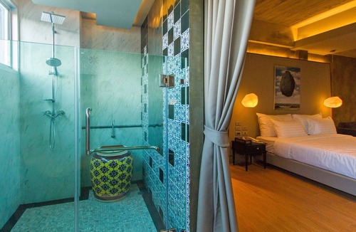 Ang Sila Hotel | Kroque Boutique & Bistro