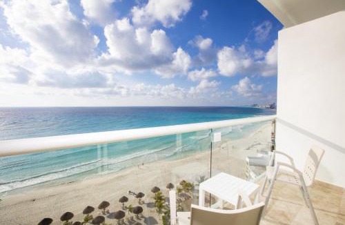 Punta Cancun Resort | Krystal Cancun