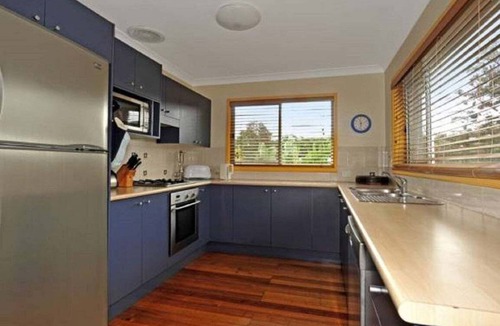 Bendalong House | Lagava ~ Two Storey House with ocean glimpes