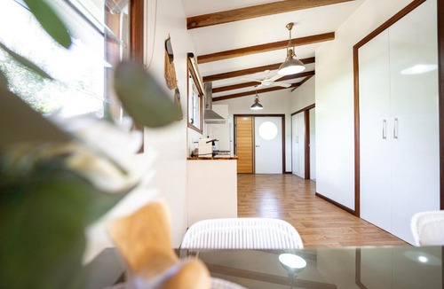 Yungaburra House | Lakes Edge Retreat