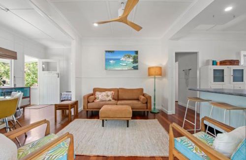 Golden Beach House | Landsborough Pde 122 Golden Beach
