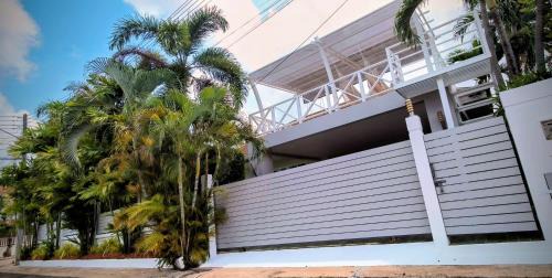 Bang Sare Villa | Leelawadee Pool Villa BBQ&Pool party