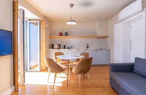 Mouraria Apartment | Light Blue Apartments - Downtown Lisbon