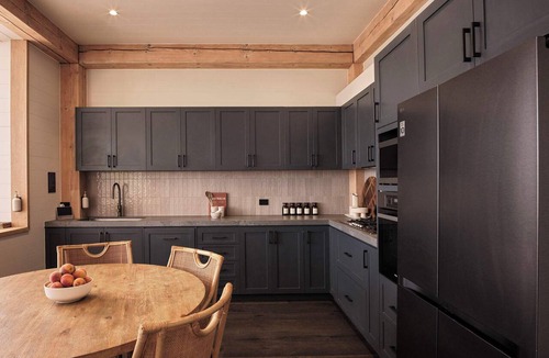 Berry House | Linnaeus Farm, Berry - by Linnaeus Collection