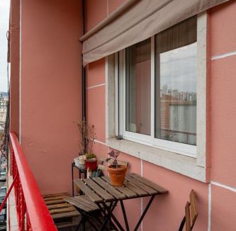 Cova da Piedade Apartment | Lisbon Riverside Retreat 2BR in Almada