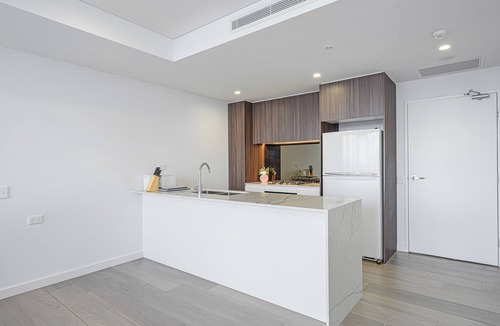 Liverpool Apartment | Liverpool Brand new 2 Br Apt City View + Parkingn