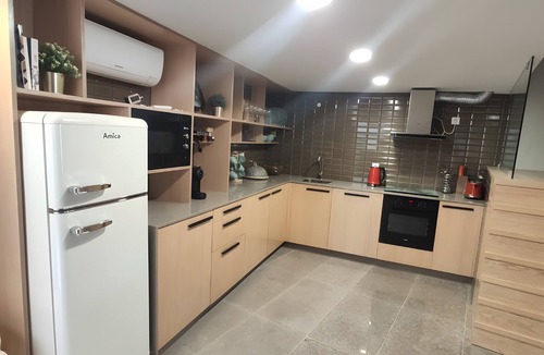 Tabuaco House | Local Accommodation – Douro Barcos House