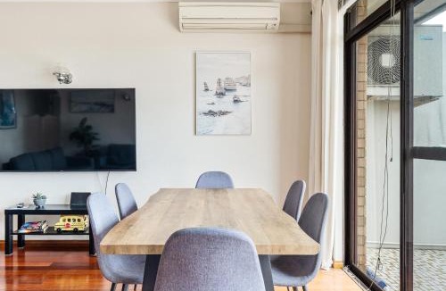 Brighton-le-Sands Apartment | Location, Location, Location