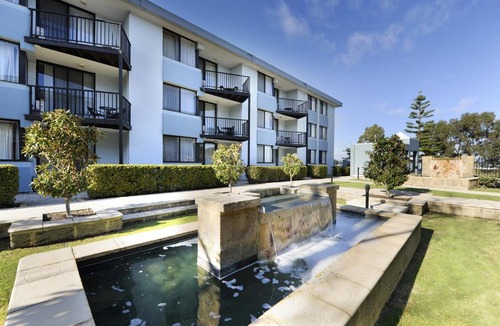 South Perth Apartment | Lodestar Waterside Apartments