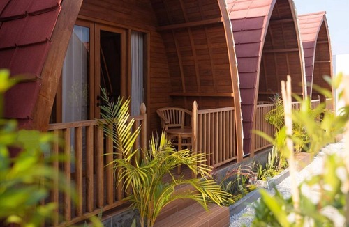 Lokapaksa Hostel | Lokasea Villa Beachfront