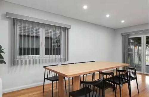 Cabramatta West Apartment | Lovely Duplex in Cabramatta West 4 bedrooms