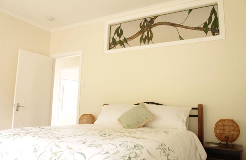 Dalveen House | Lovely Farm Stay in the Northern Granite Belt. 8 Minutes From Wineries