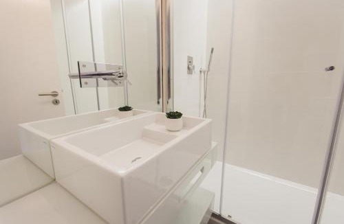 Sacramento Apartment | Loving Chiado