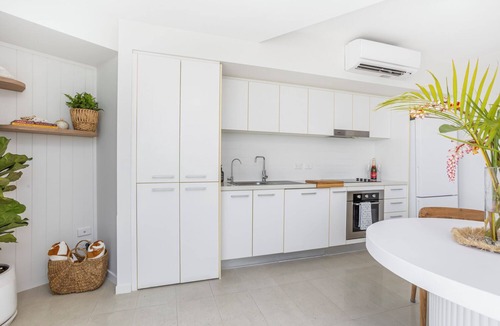 Yeppoon Apartment | 'Luxe at Oshen' - Top floor 1 bedroom stylish apartment in the heart of Yeppoon.