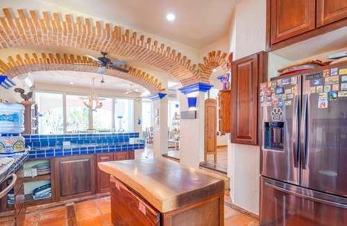 Akumal Villa | Luxurious and elegant beachfront villa featuring comfort and elegance!