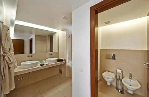 Salgados Villa | Luxurious and Spacious Villa with a PRIVATE POOL