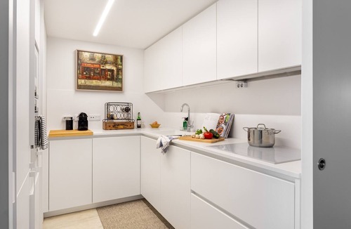 Pena Apartment | LUXURIOUS, BRIGHT & LARGE TERRACE WITH GREAT VIEW | Family-Friendly
