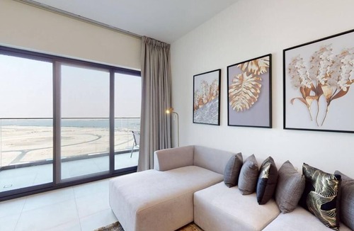 Jadaf Apartment | Luxury 3BR Designer Retreat with Parking