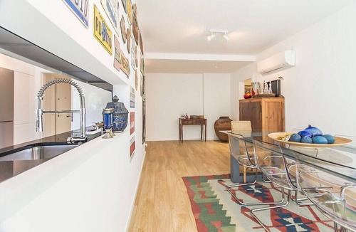 Oeiras Apartment | Luxury Beach Experience in Lisbon w/Swimming Pool