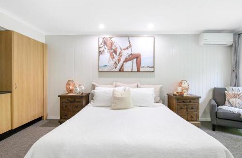 Coffs Harbour Apartment | Luxury Beach Studio - Aanuka Beach Resort