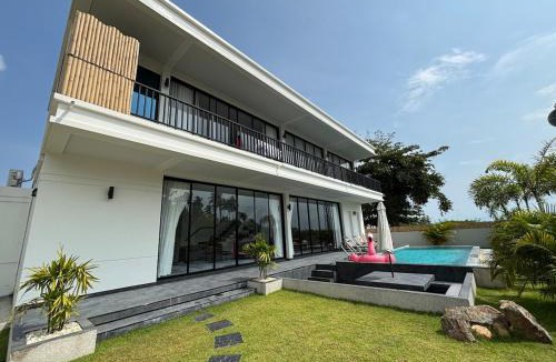 Thong Sala Villa | Luxury Beachfront Pool Villa in Koh Phangan 2BR, Direct Beach Access