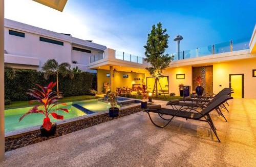 Hua Hin Villa | Luxury Modern 6 Bed Private Pool Villa LLW