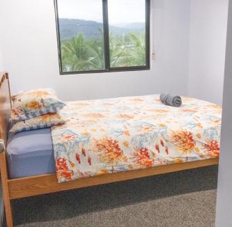 Cardwell House | Luxury waterfront home Hinchinbrook Lodge