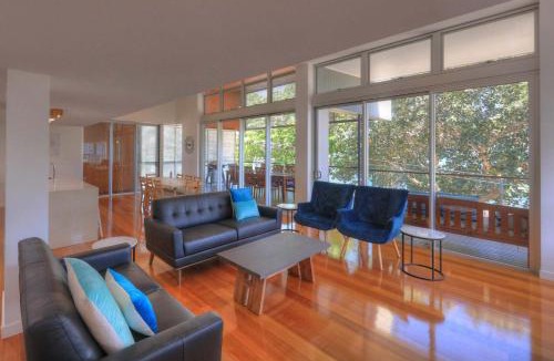 Horseshoe Bay Apartment | Maggies Beachfront Apartment 5