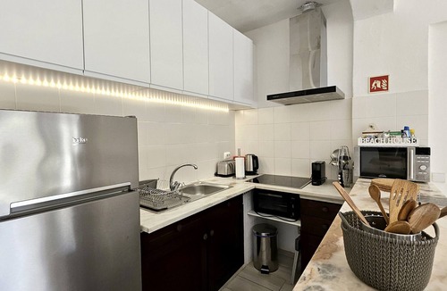Sesmarias Apartment | Magnific Studio with a cozy garden, 5 minutes to the beach