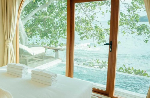 Rayong Resort | Mahina villa resort Koh Samet มาฮิน่า วิลล่า รีสอร์ท เกาะเสม็ด