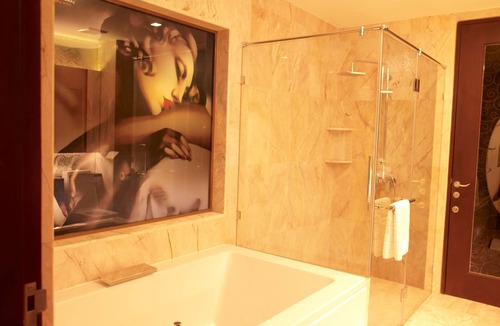 Bang Kruai Hotel | Maleewana Hotel & Resort