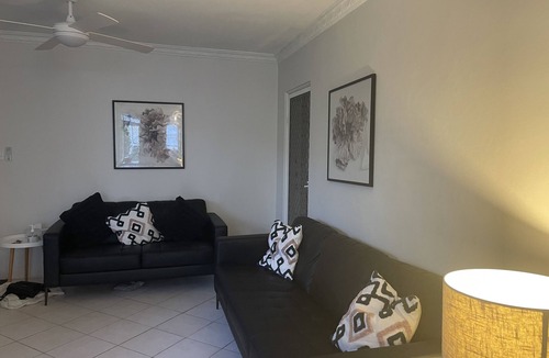 Manly Apartment | MANLYS FINEST LOCATION SO CLOSE TO BEACH SHOPS AND FERRY