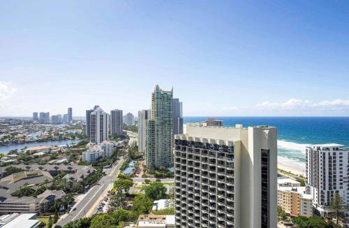 Surfers Paradise Apartment | Mantra Crown Towers