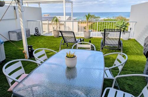 Marcoola Apartment | Marcoola Beachfront, private rooftop spa with stunning views!