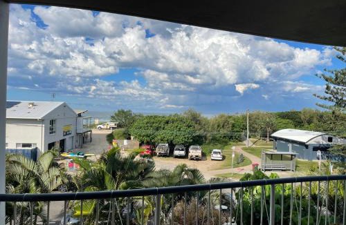 Marcoola Apartment | Marcoola Beachfront, private rooftop spa with stunning views!
