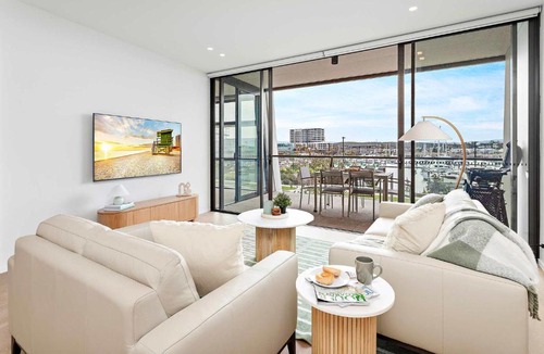 Shell Cove Apartment | Marinafront Retreat Shell Cove