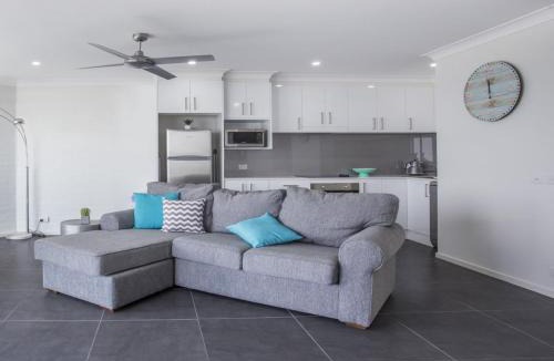 Mollymook Apartment | Mariners Mollymook Beach - beachside apartment