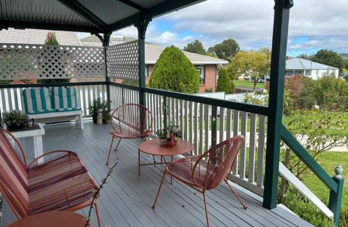 Stanthorpe House | Marlay Cottage