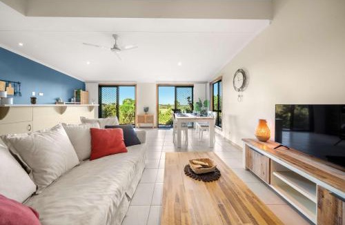 Maroochy River House | Maroochy River Treetop Haven - Scenic & Dog-Friendly