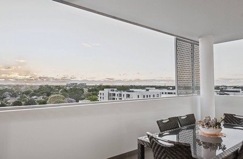 Mascot Apartment | Mascot 804