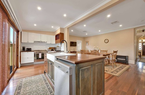Orange House | Meltham on March - 4 Bed, CBD, Heritage Dream