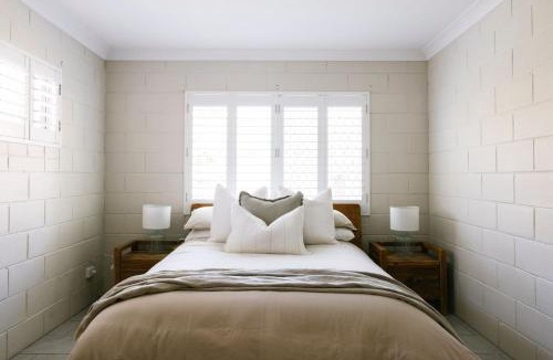 Brooms Head Apartment | Merduka Sands 4 - Cozy Charming Cottage - Holiday Yamba