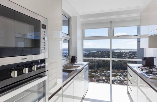 Bondi Junction Apartment | Meriton Suites Bondi Junction