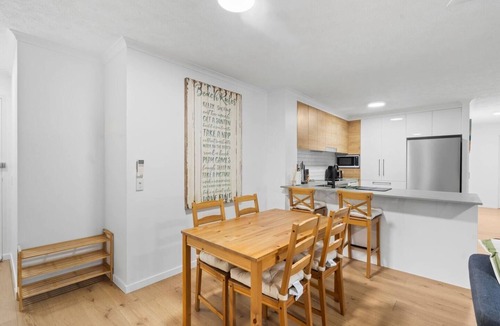 Mermaid Beach Apartment | Mermaid Beach Hideaway - Family Getaway